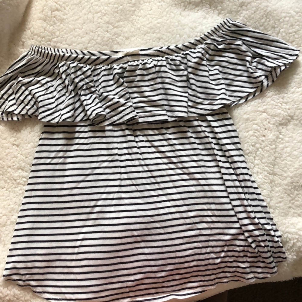 Off the shoulder shirt